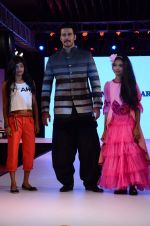 Rajneesh Duggal at Smile Foundations Fashion Show Ramp for Champs, a fashion show for education of underpriveledged children on 2nd Aug 2015